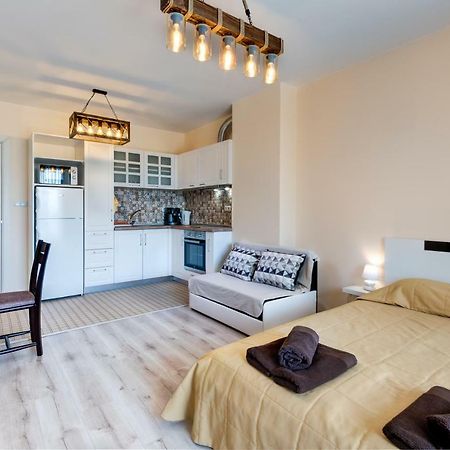 Studio Zia 3- Great Place In Lazur Apartment Burgas Bagian luar foto