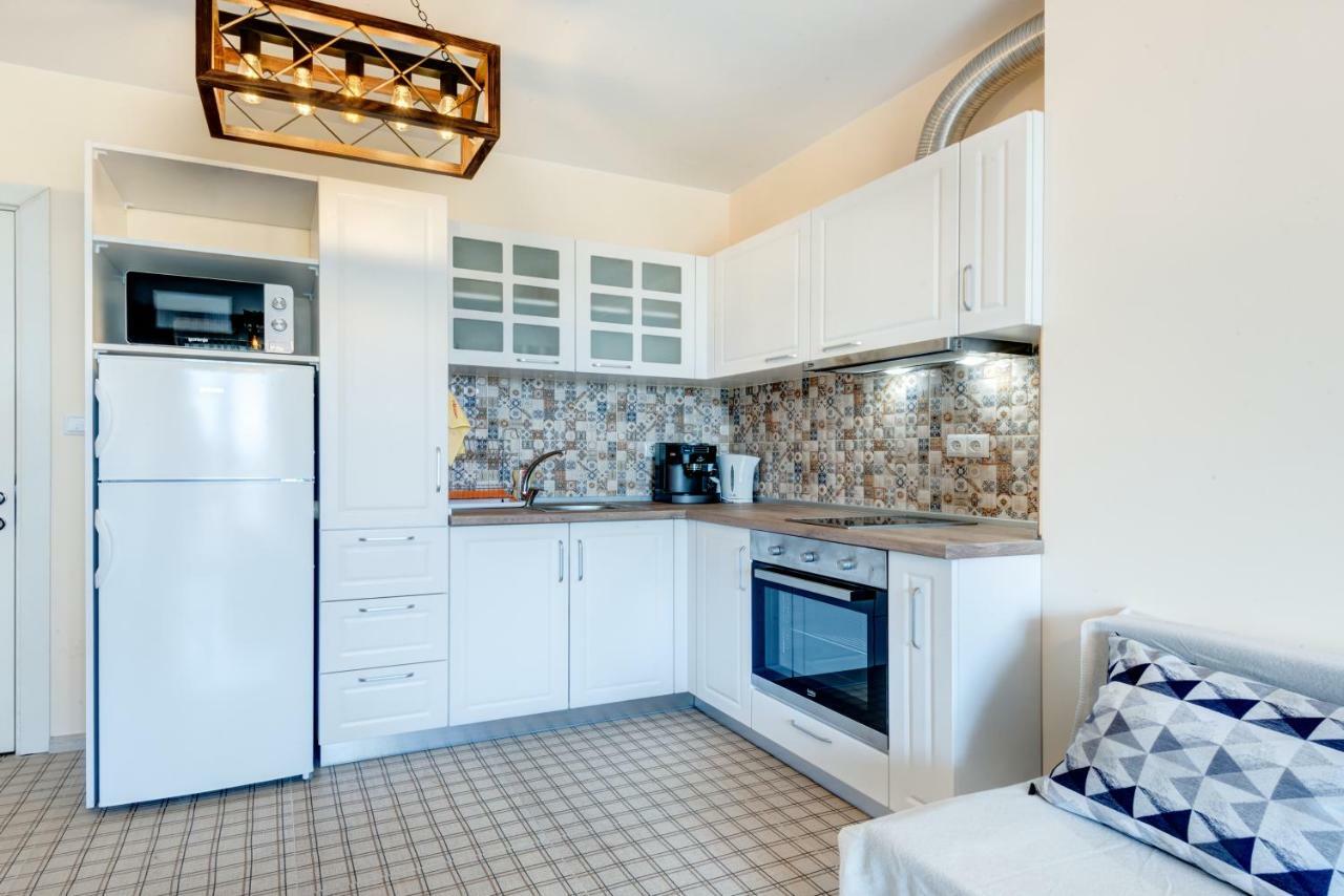 Studio Zia 3- Great Place In Lazur Apartment Burgas Bagian luar foto